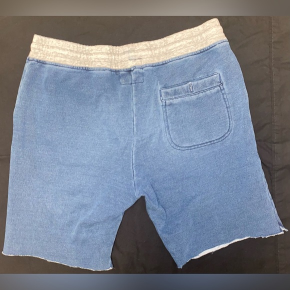 On the Byas Shorts - Picture 2 of 3